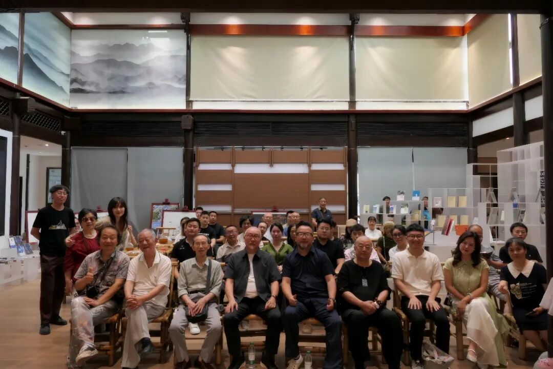 驻留艺术家与特邀艺术家团队
