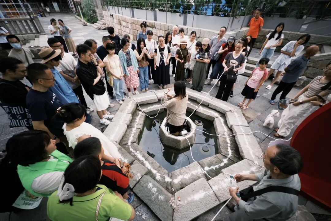 彭玮雯现场《开采》
